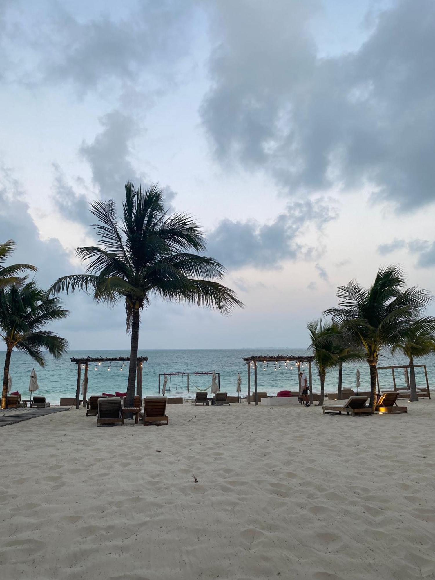 Punta Blanca Beach House Cancún Buitenkant foto