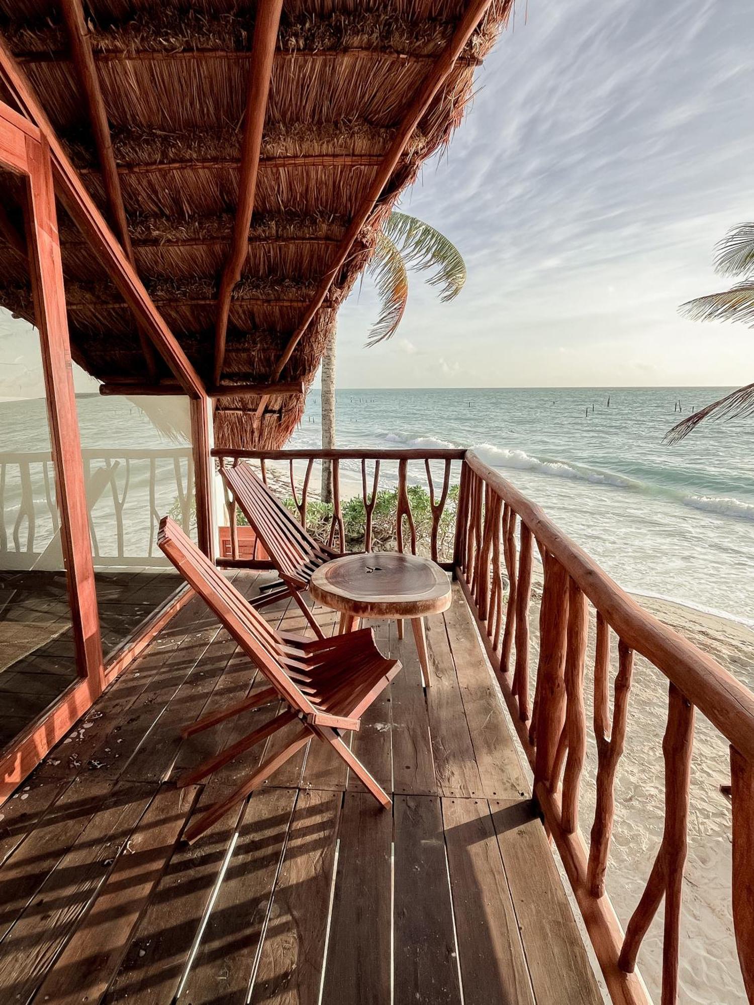 Punta Blanca Beach House Cancún Buitenkant foto